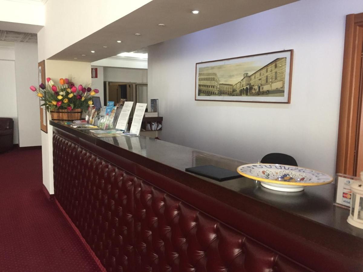 Hotel Il Perugino Corciano Zewnętrze zdjęcie